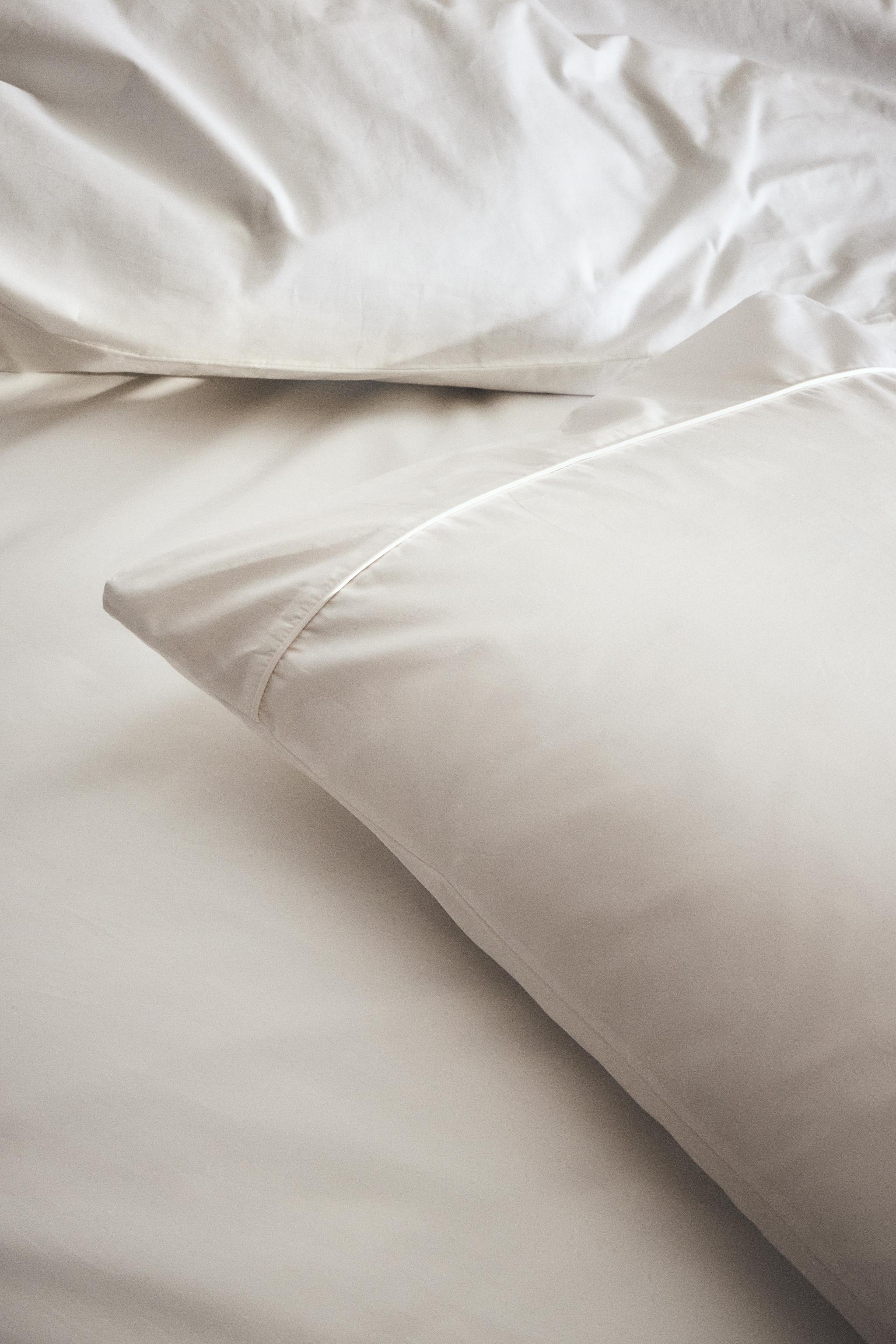 COTTON PERCALE PILLOWCASE (300 THREAD COUNT)